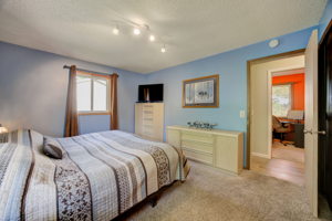 11 Bedroom