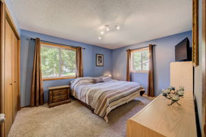 10 Bedroom