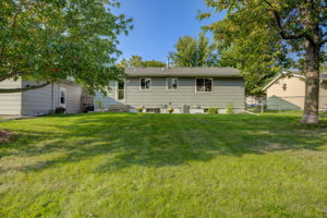 19 Exterior Back