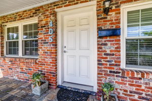 Front Entry Detail