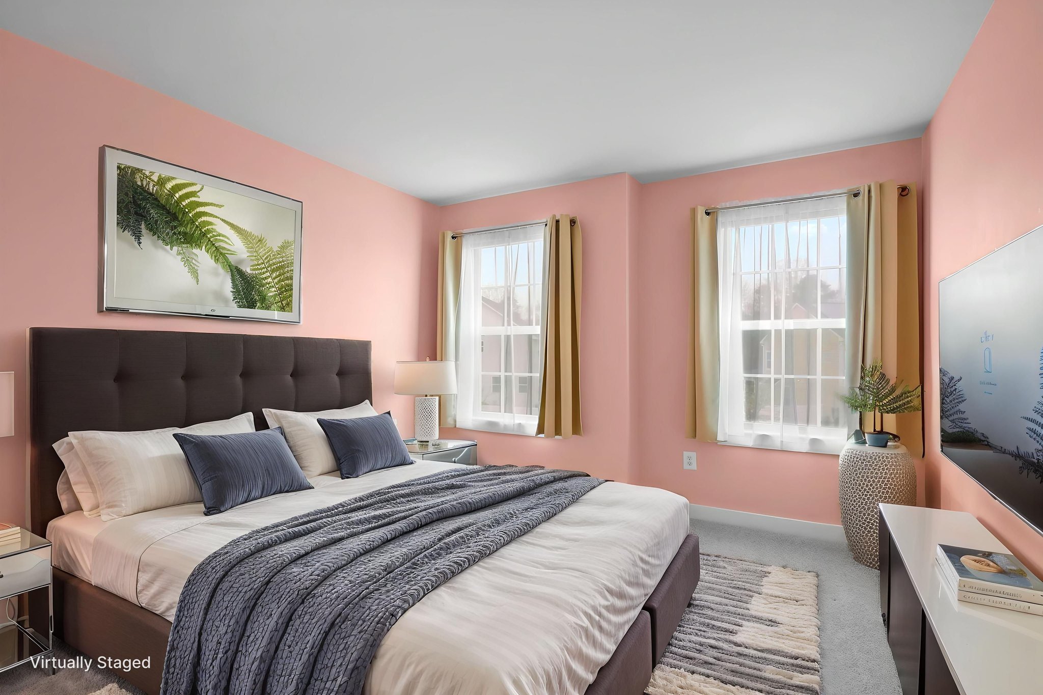 DSC02001 virtually staged.jpeg