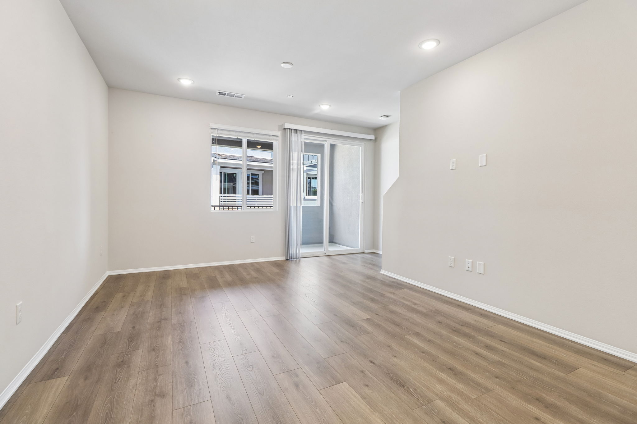 So Cal - Cielo - 405 Lotus Dr San Marcos CA 92069 - 005