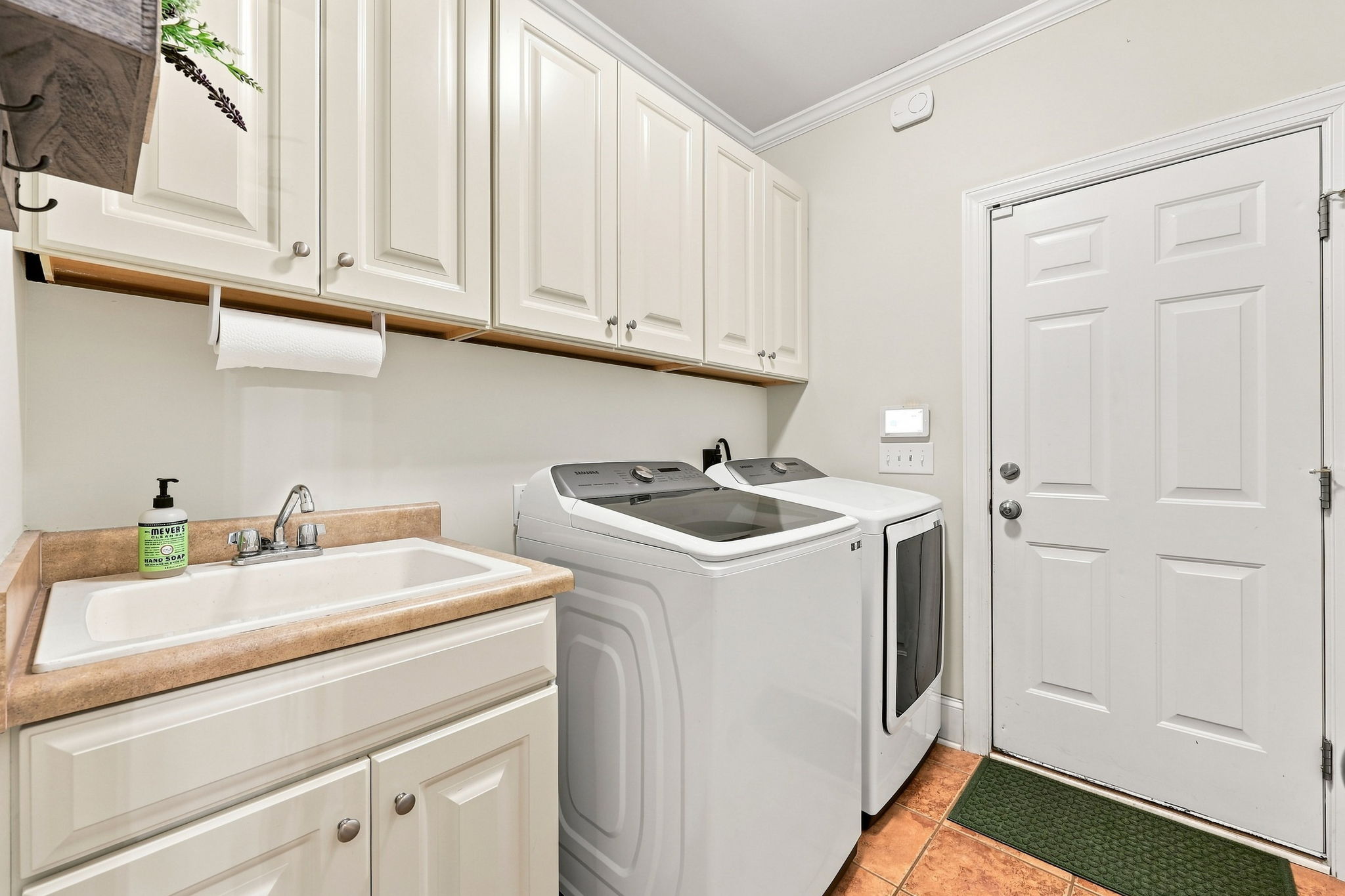  Photo 39