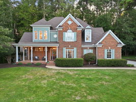  Photo 0