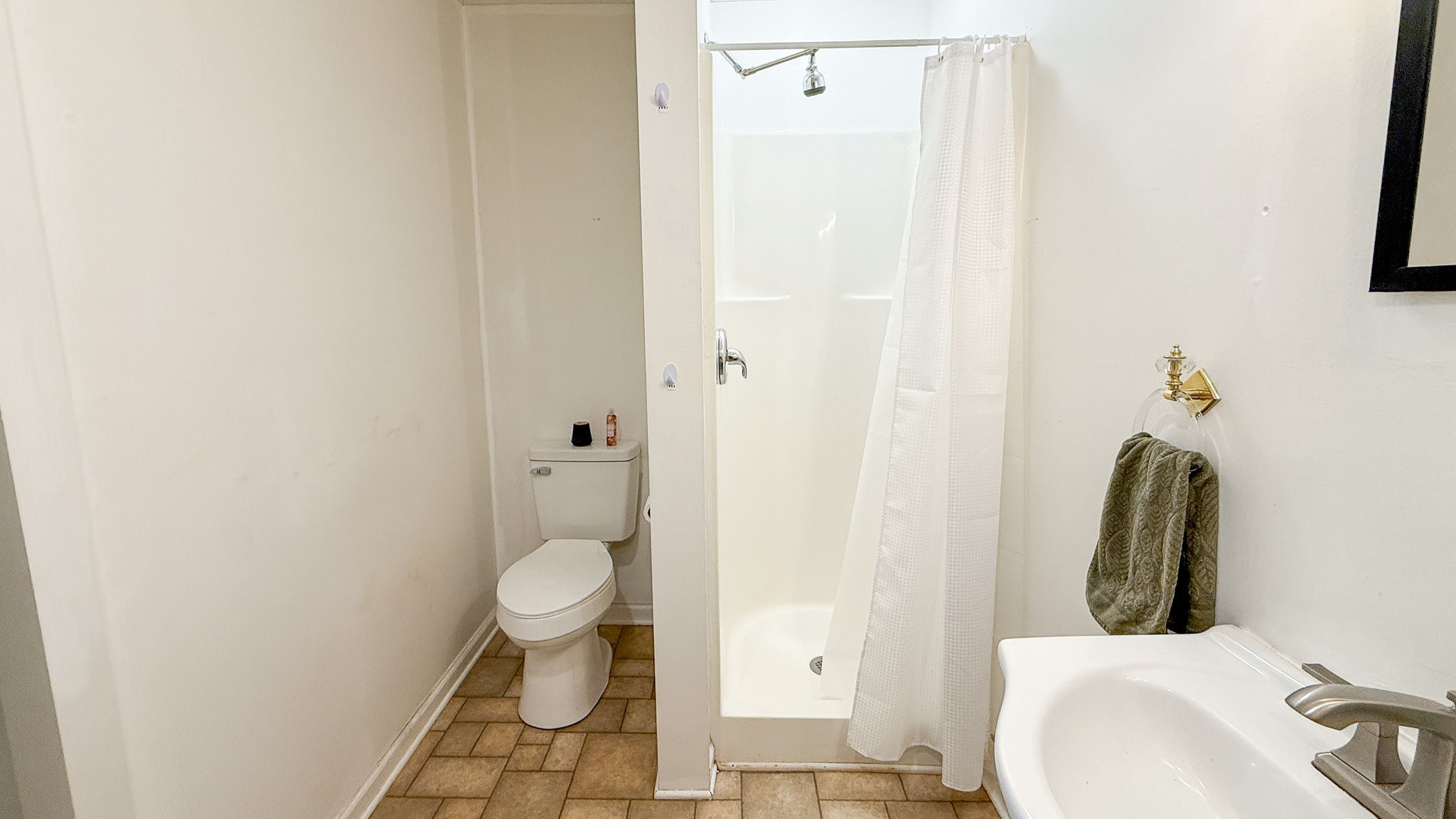  Photo 46