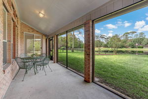 Screened-in Porch