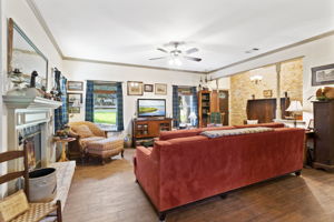  405 Ridgecrest Rd, Georgetown, TX 78628, US Photo 4