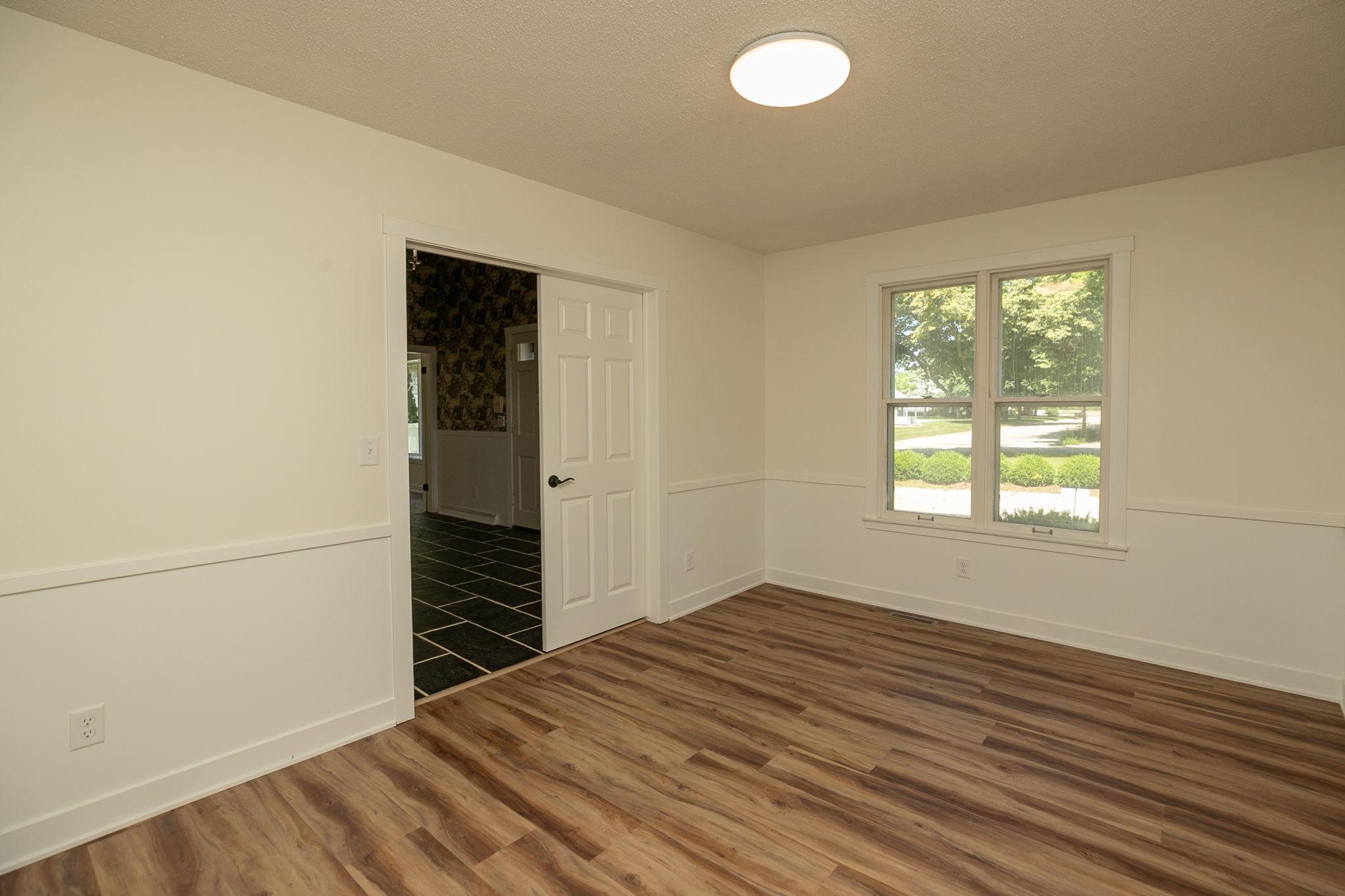 25-Dining Room