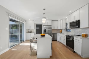 DSC_6161 virtually staged.jpeg