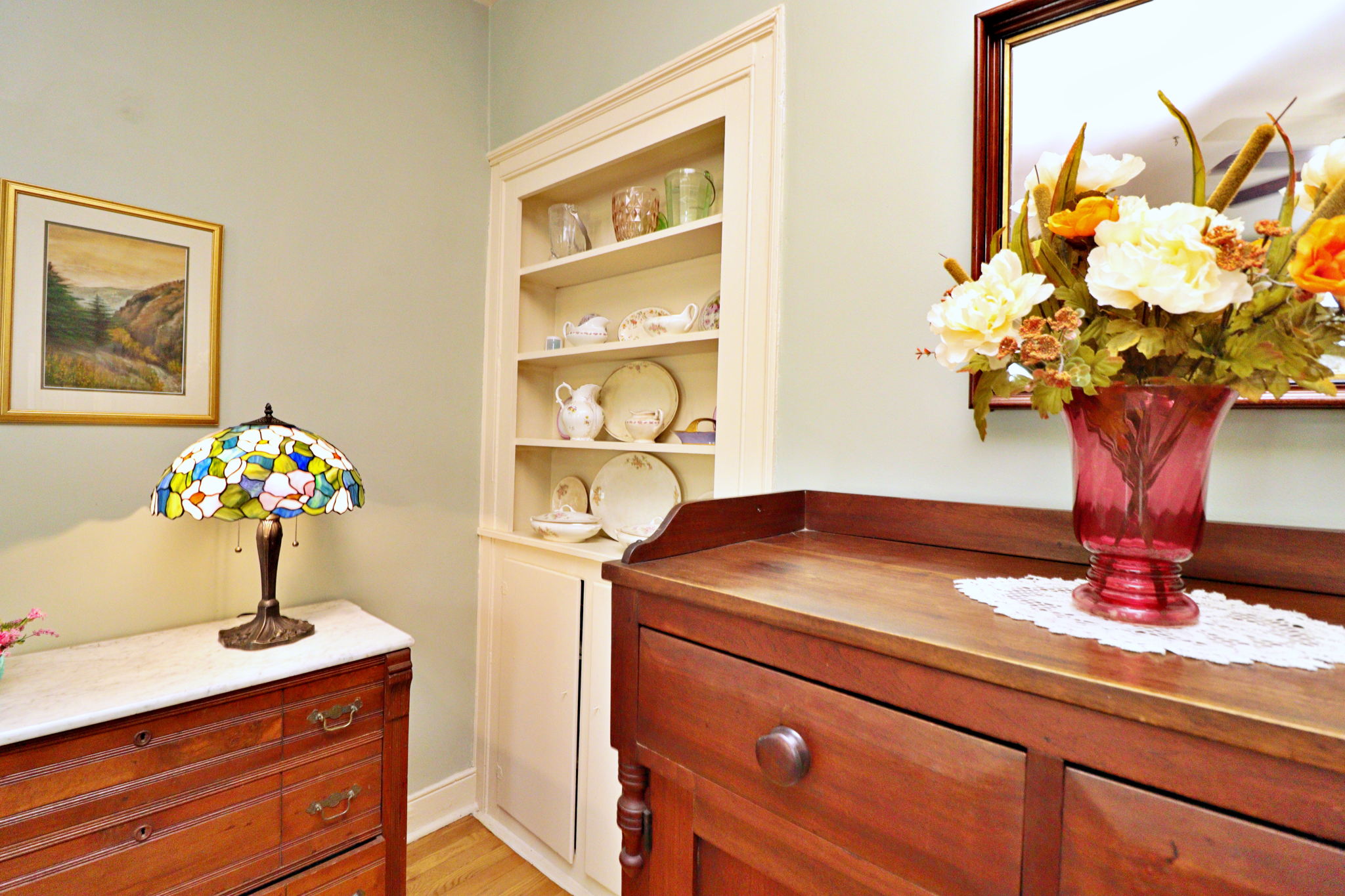 DINING ROOM2