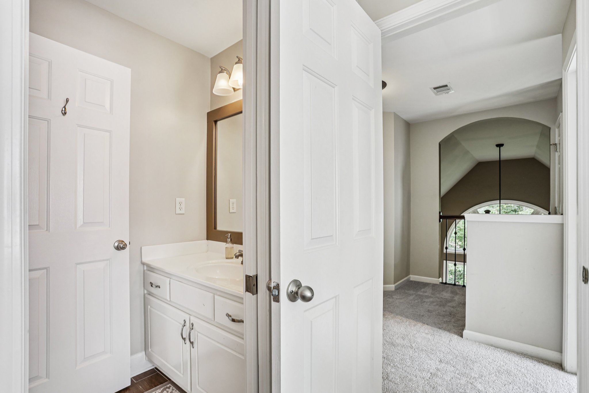 Homestead Ridge Dr-S2908-045.jpg