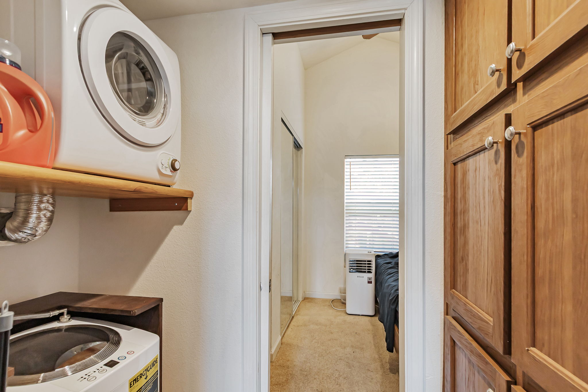 021_4051 Brock Way_
