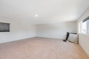 015_4051 Brock Way_