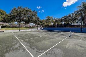 Hidden Hills Country Club