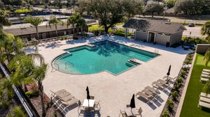 Hidden Hills Country Club
