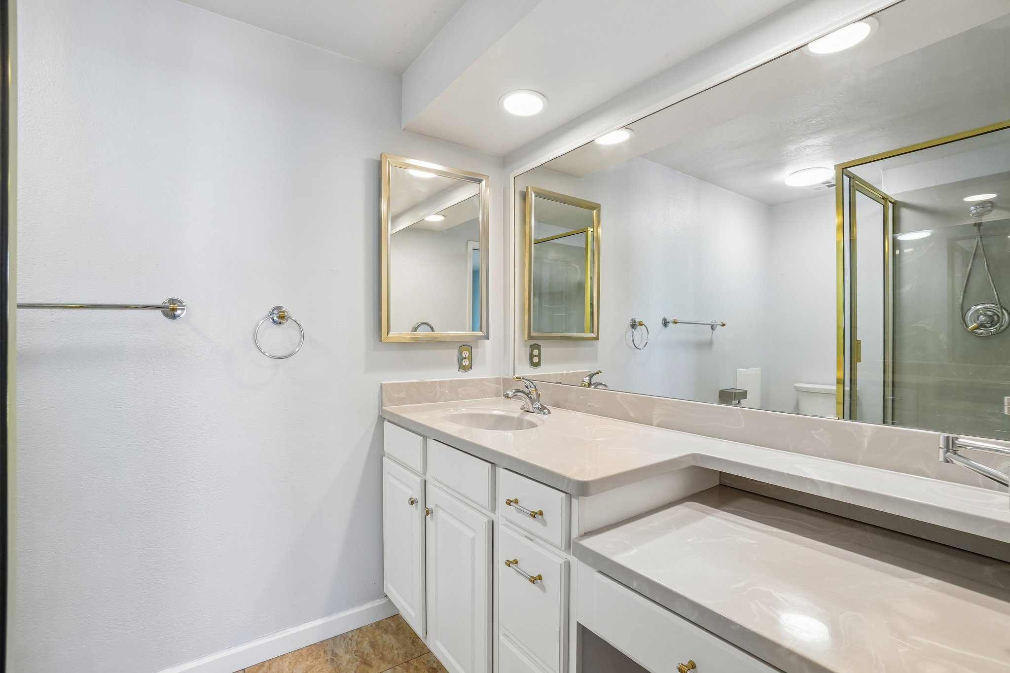 S Willow Way-S1807-037.jpg