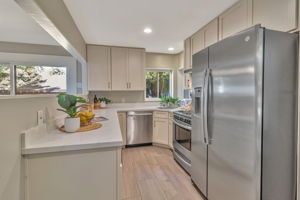 014_4053 Huntington St