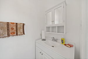  Photo 36