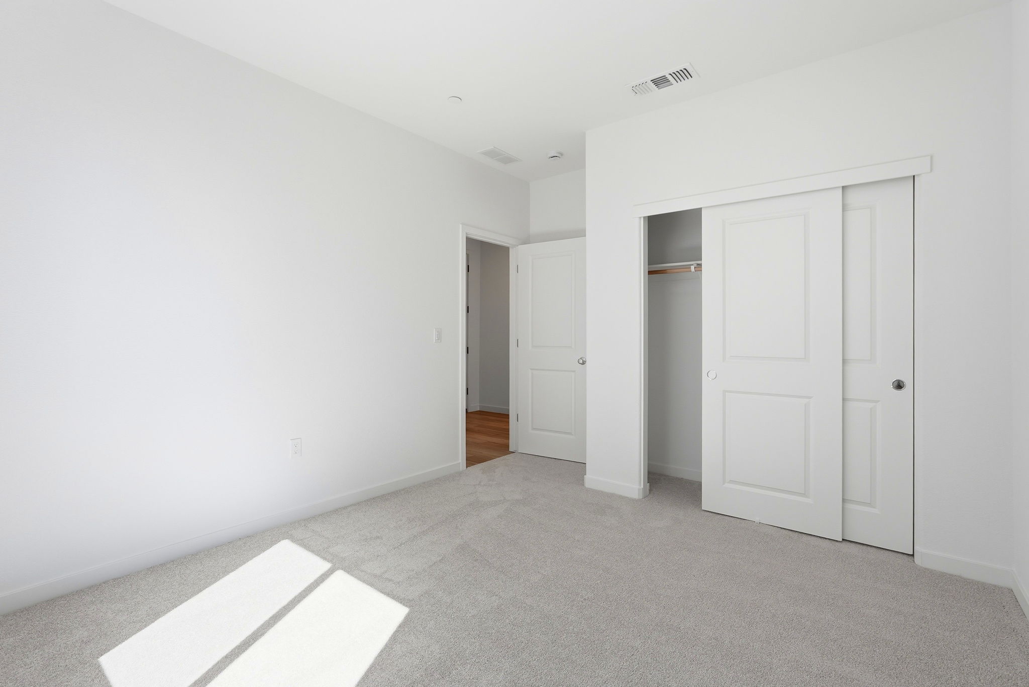 021_F8_4056 Keith Ln