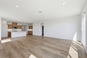 011_F8_4056 Keith Ln