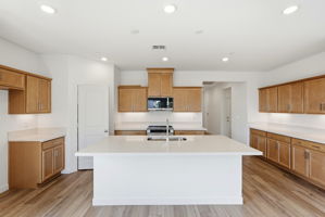 014_F8_4056 Keith Ln