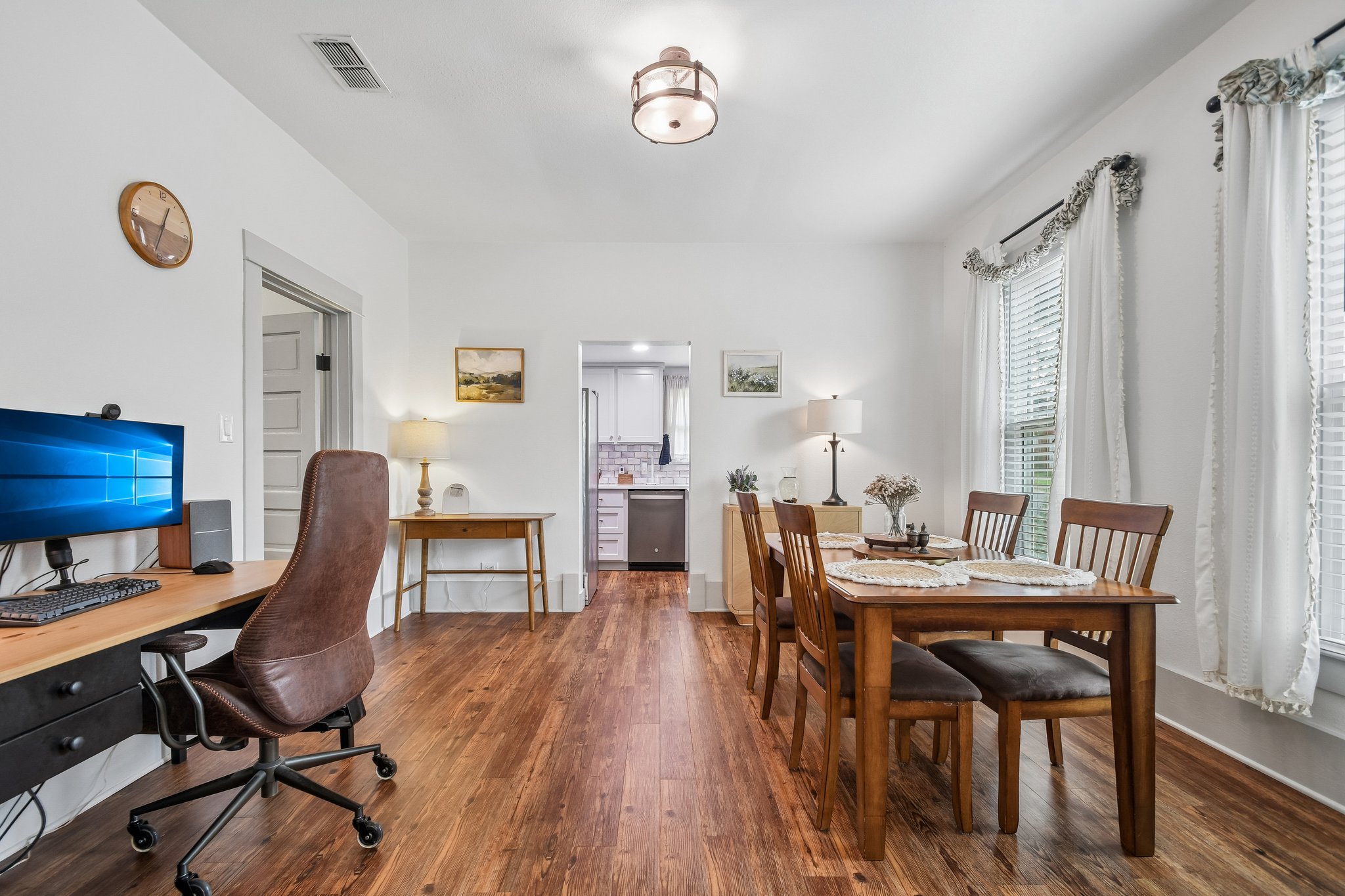 Live Oak St-S1807-011.jpg