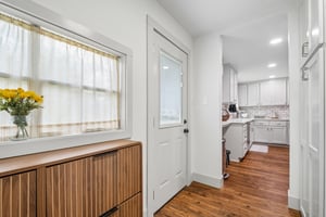 Live Oak St-S1807-034.jpg