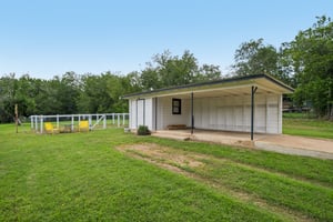 Live Oak St-S1807-037.jpg