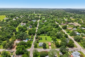 Live Oak St-S1807-044.jpg