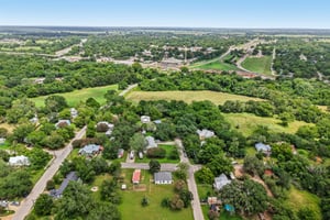 Live Oak St-S1807-050.jpg