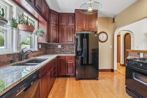 Maple Ave-S1407-016.jpg
