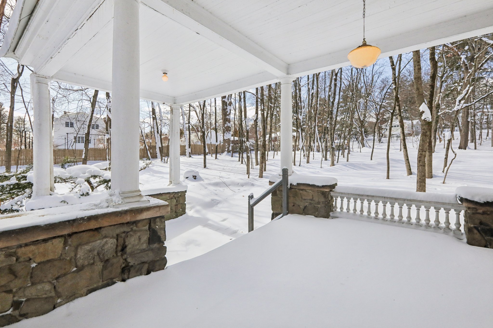 N Broadway-S2602-005.jpg