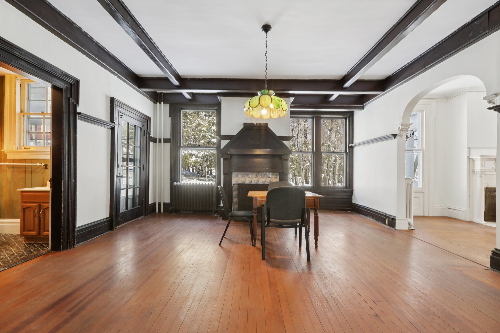 N Broadway-S2602-021.jpg