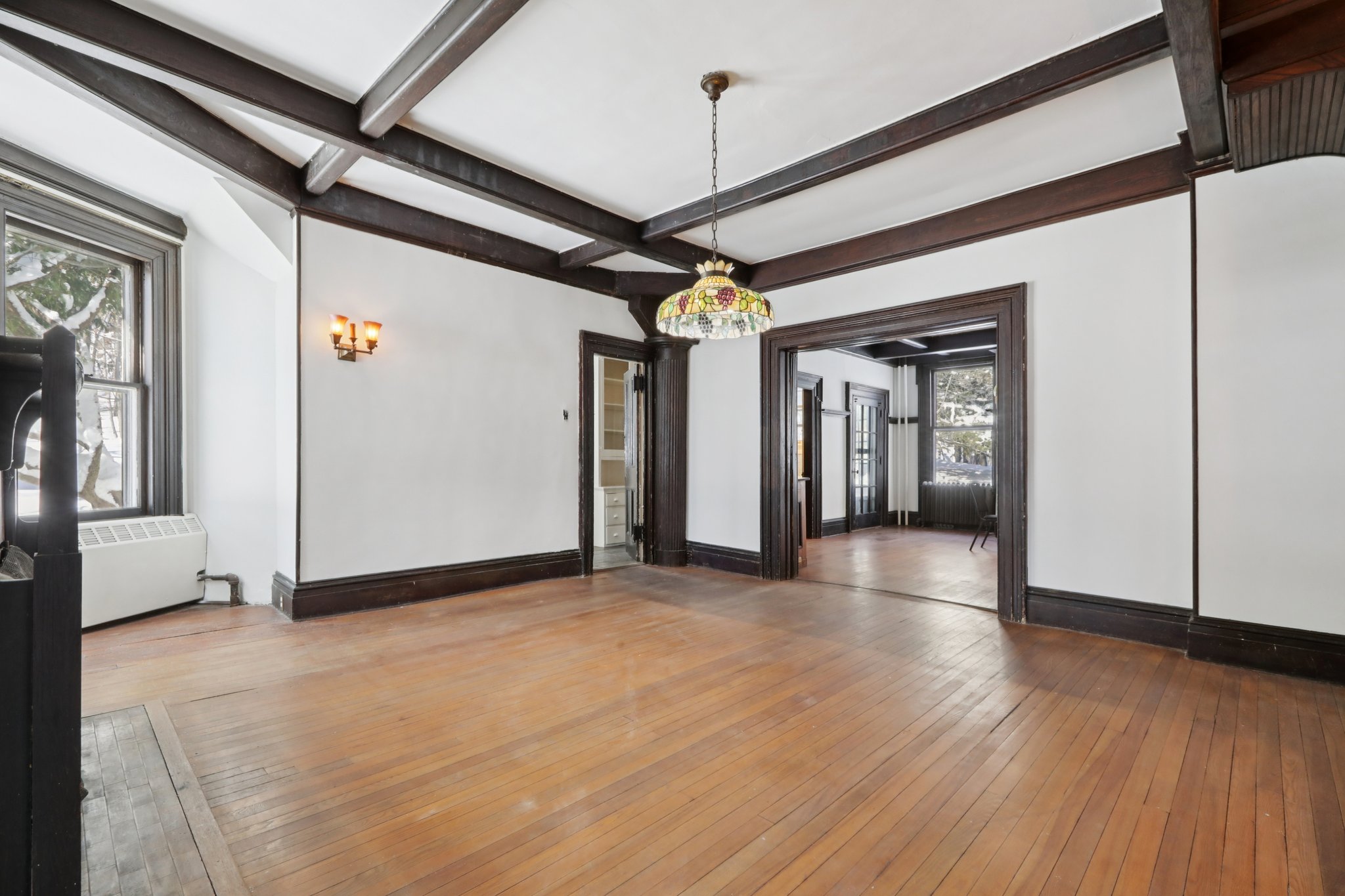 N Broadway-S2602-036.jpg