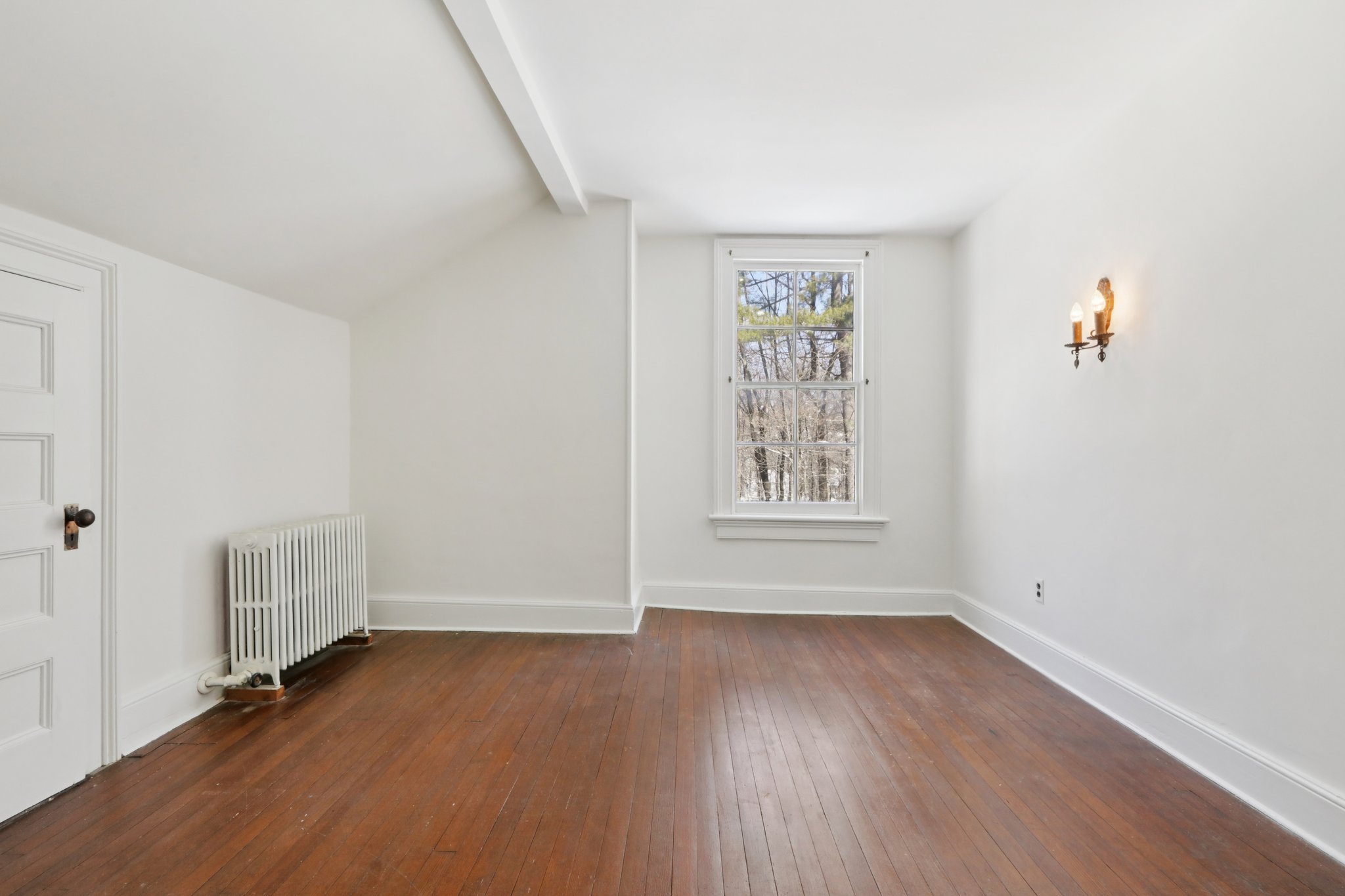 N Broadway-S2602-071.jpg