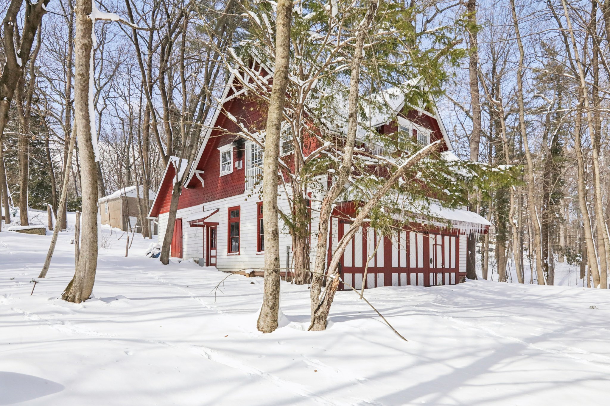 N Broadway-S2602-084.jpg