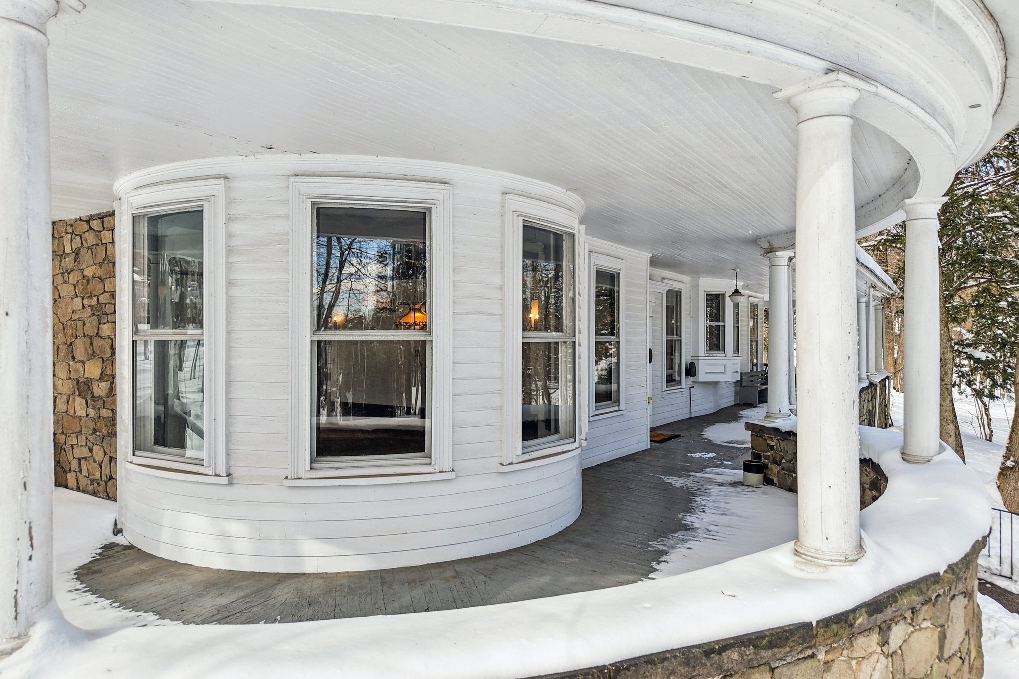 N Broadway-S2602-096.jpg