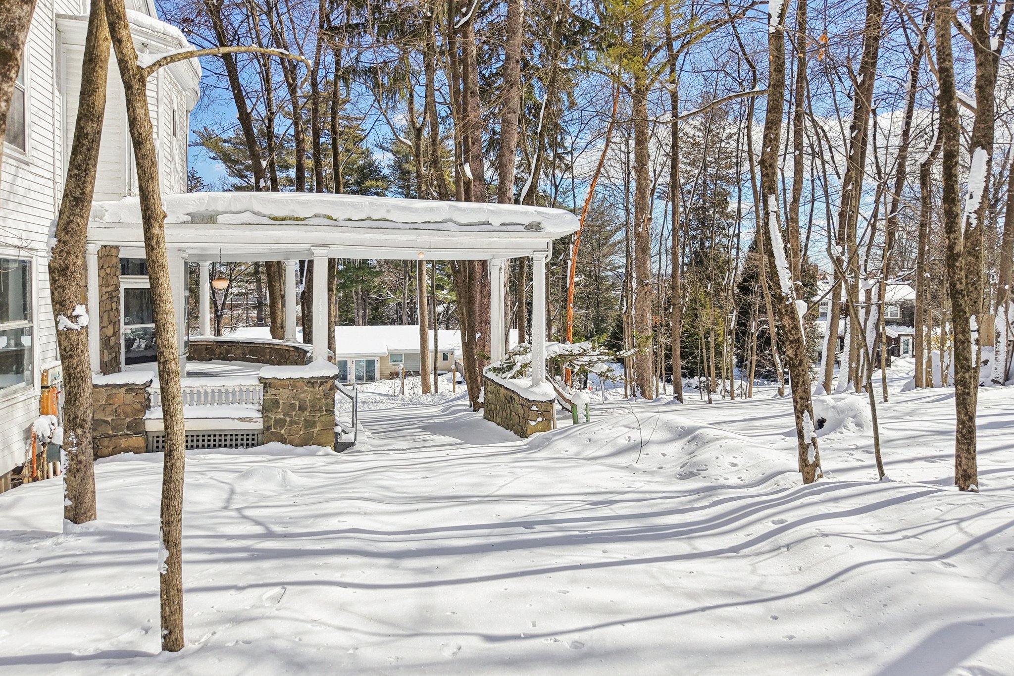 N Broadway-S2602-106.jpg