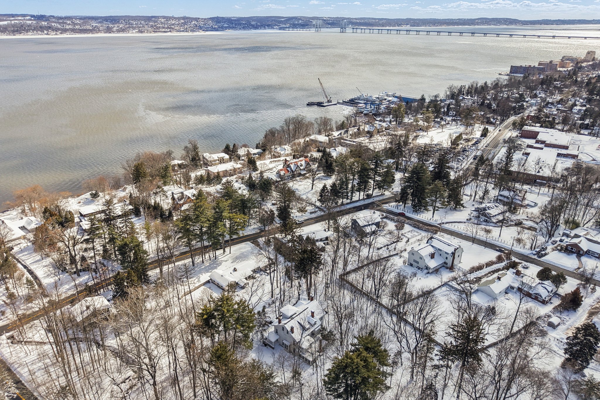 N Broadway-S2602-110.jpg