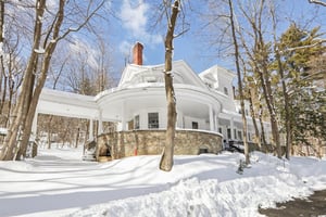 N Broadway-S2602-002.jpg