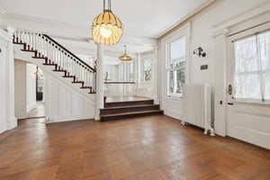 N Broadway-S2602-011.jpg