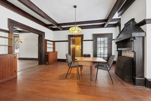 N Broadway-S2602-020.jpg