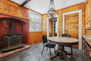 N Broadway-S2602-023.jpg