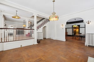 N Broadway-S2602-033.jpg