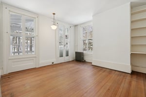 N Broadway-S2602-046.jpg