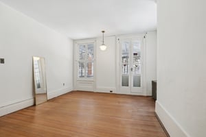 N Broadway-S2602-047.jpg