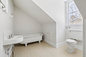 N Broadway-S2602-073.jpg