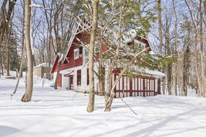 N Broadway-S2602-084.jpg