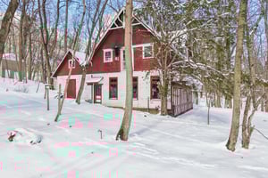 N Broadway-S2602-099.jpg