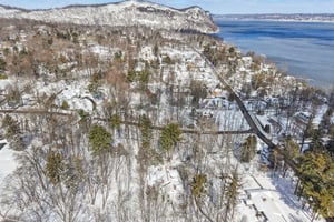 N Broadway-S2602-115.jpg